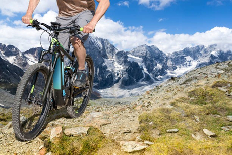 mountain-biking.jpg